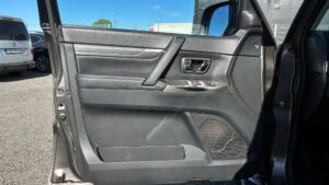  Mitsubishi Pajero IV 2 FACELIFFT 3.2 Di-D 4x4, 7 míst, automat foto 18