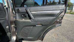  Mitsubishi Pajero IV 2 FACELIFFT 3.2 Di-D 4x4, 7 míst, automat foto 19